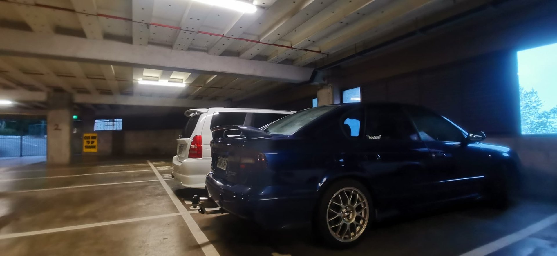 Subaru_Legacy_Main_PHOTO-2025-12-15-21-54-01 3.jpg